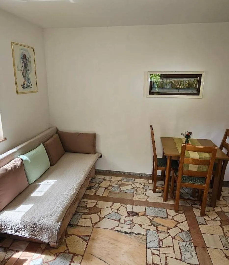 Apartmani Jelena Weißenburg Apartment